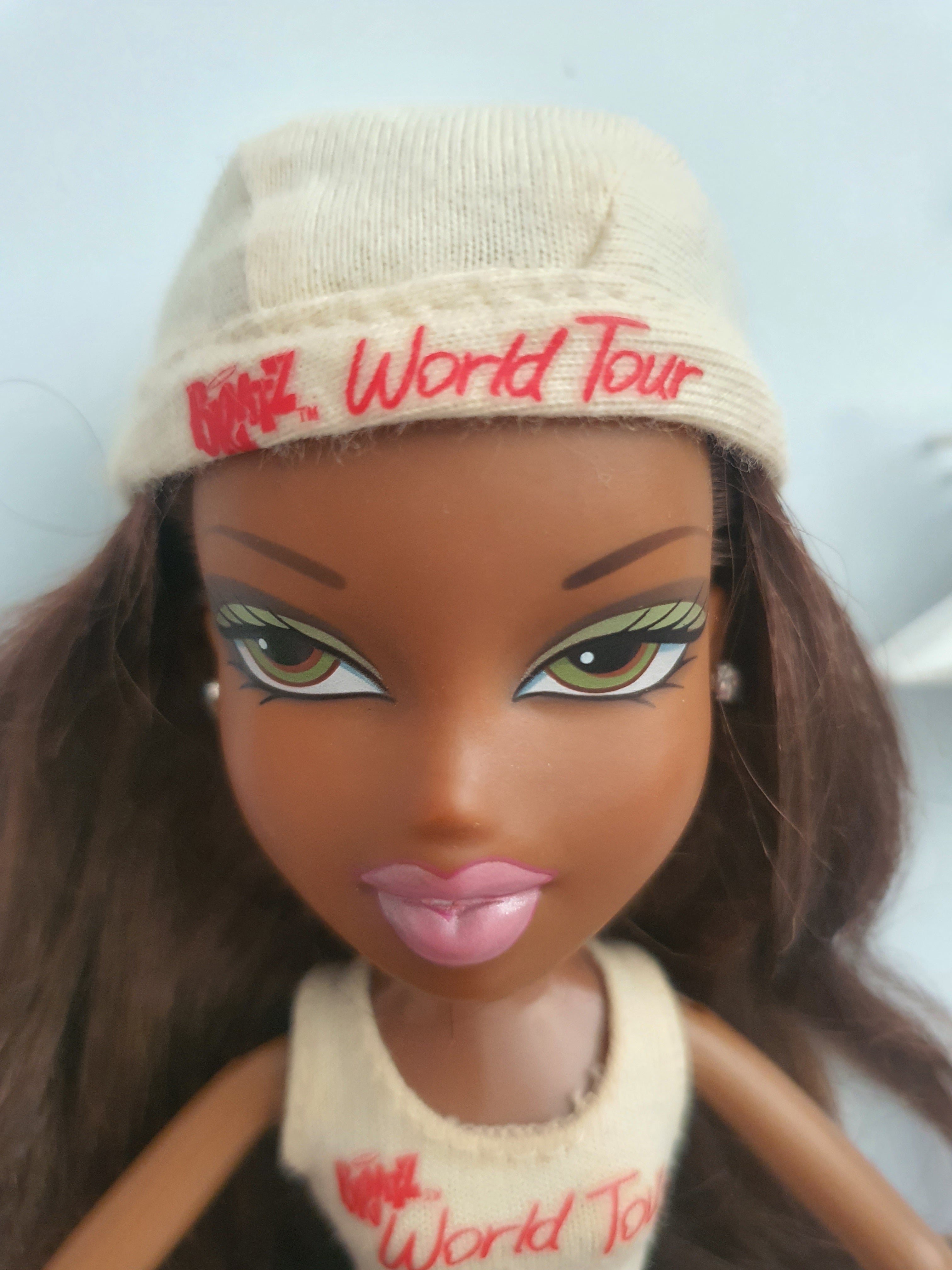 Bratz sasha world tour