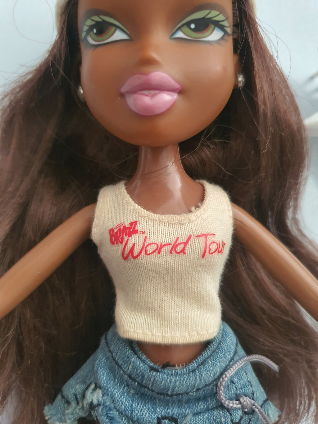 Bratz sasha world tour