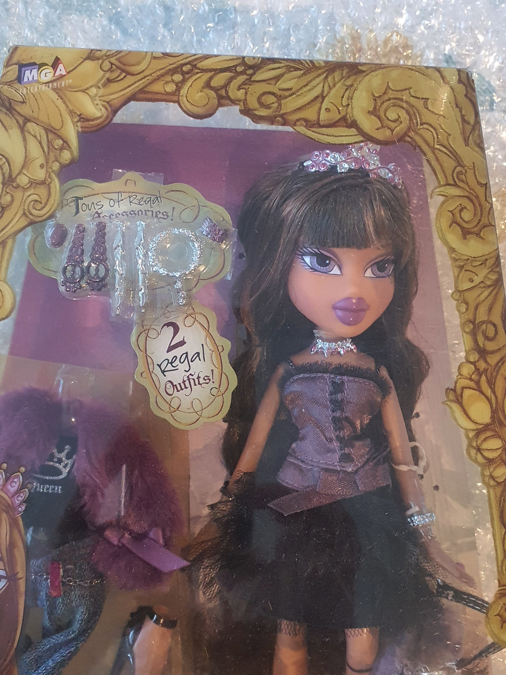 Bratz yasmin princesse on boite