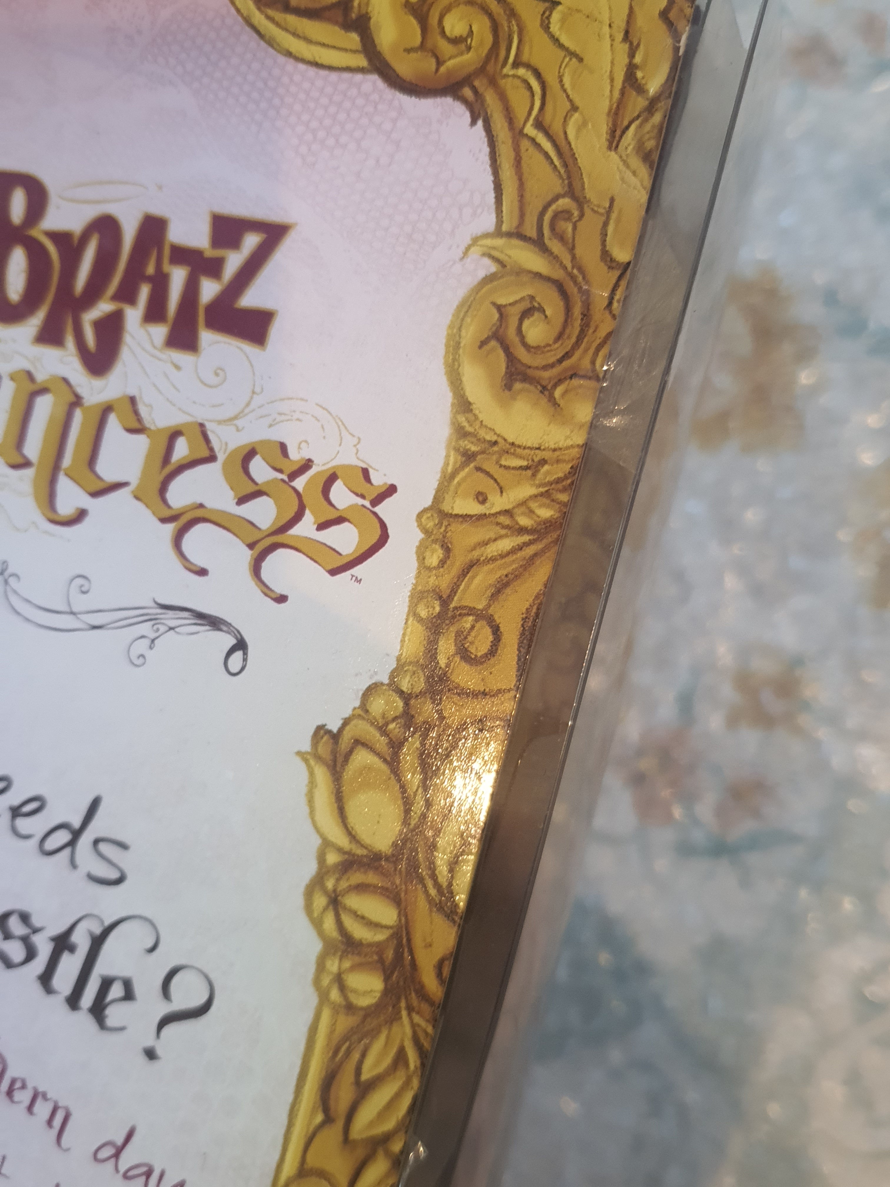 Bratz yasmin princesse on boite