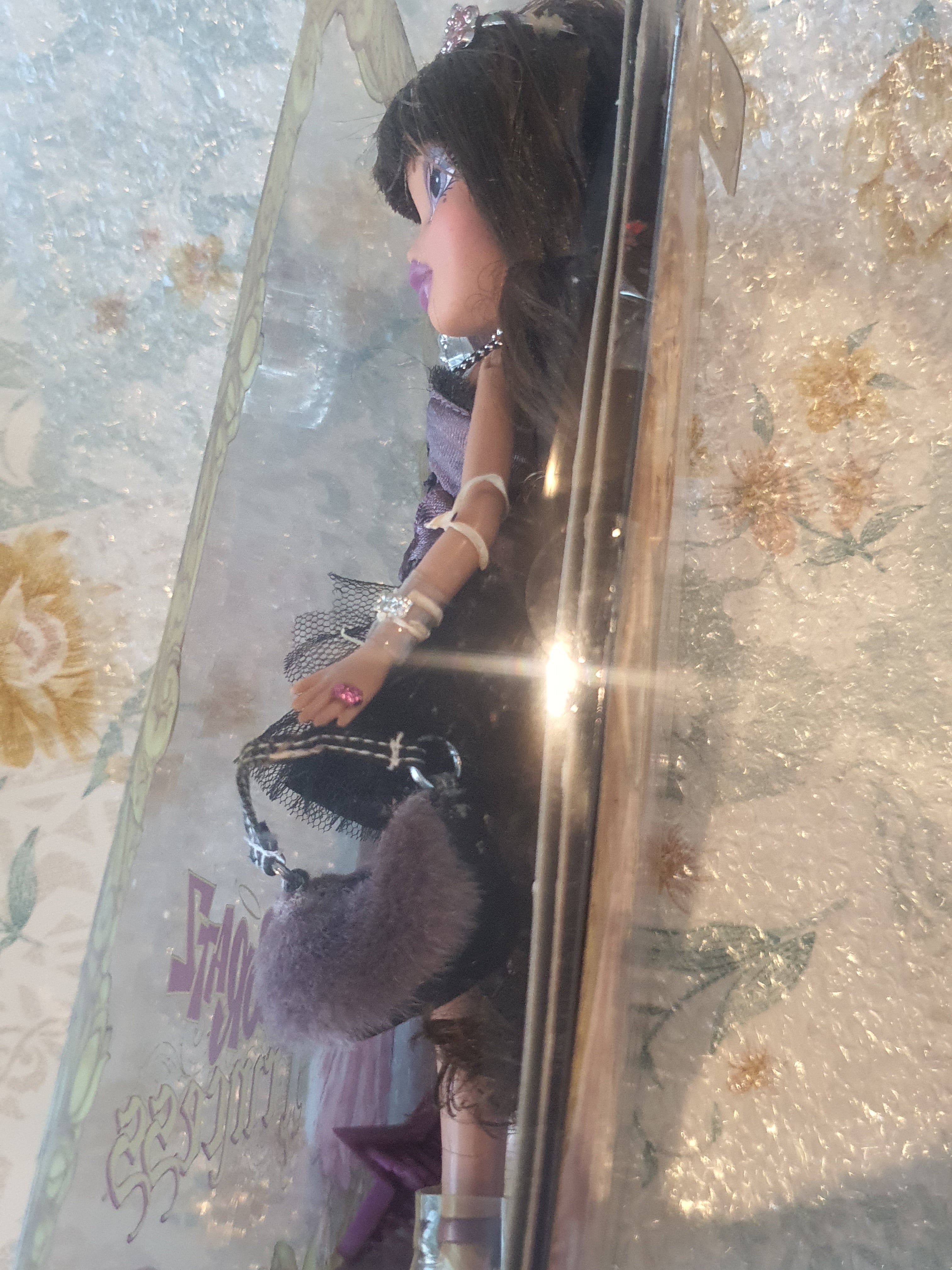 Bratz yasmin princesse on boite