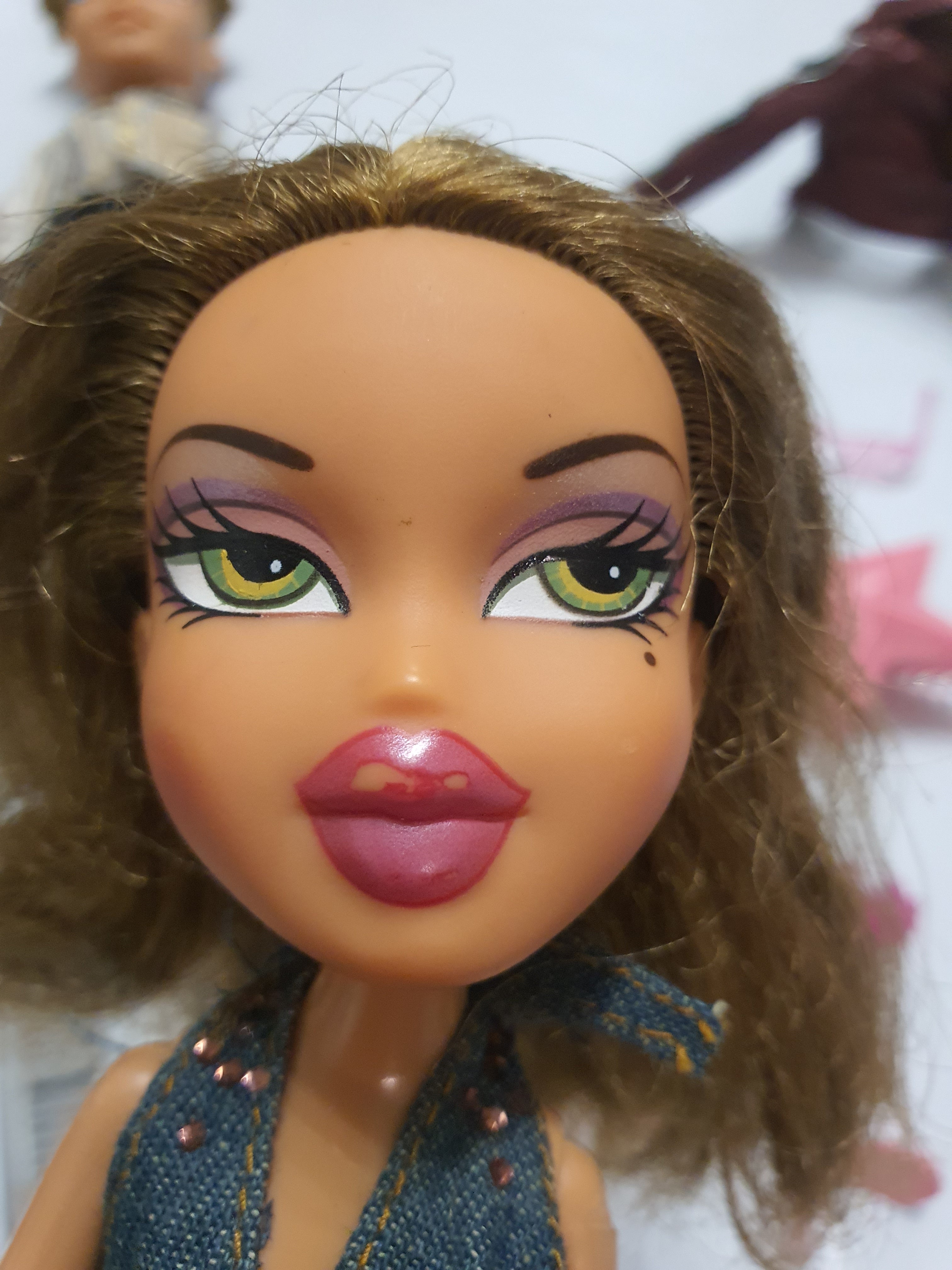 Bratz  Secrete yasmin