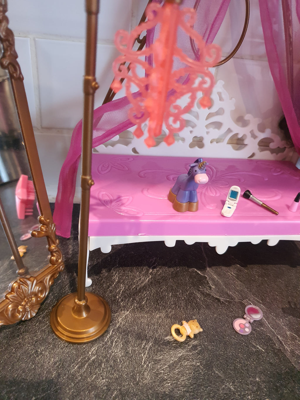 Bratz yasmin bedroom