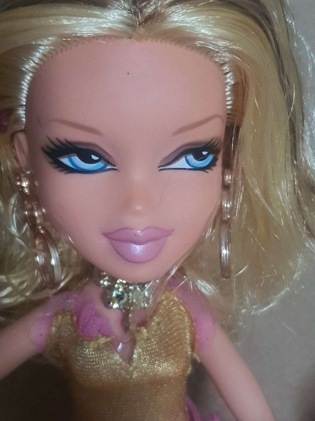 Bratz familiez  World cloe