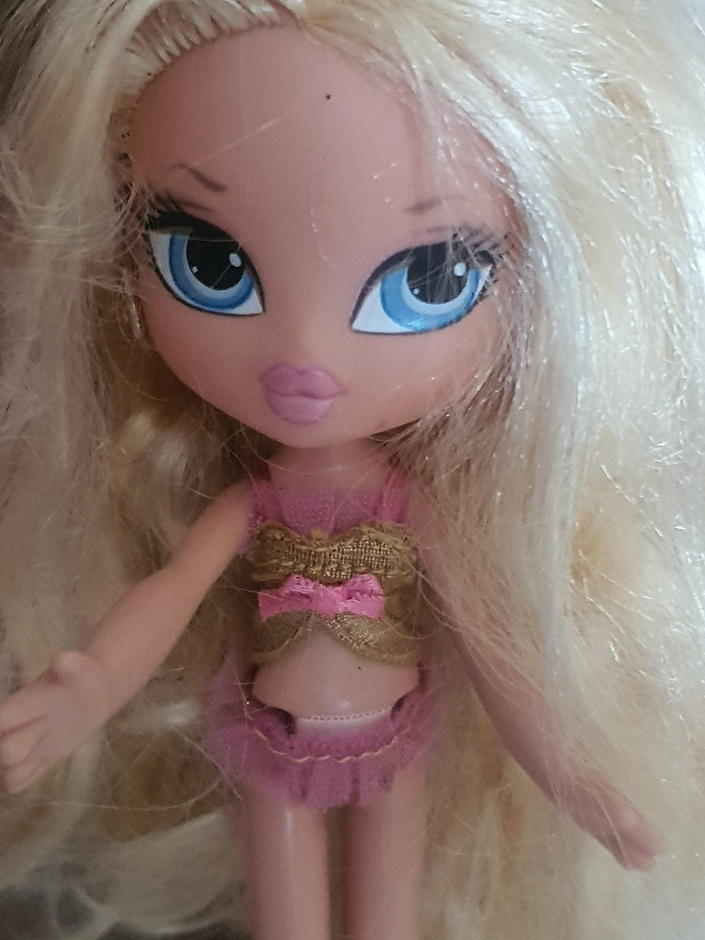 Bratz familiez  World cloe