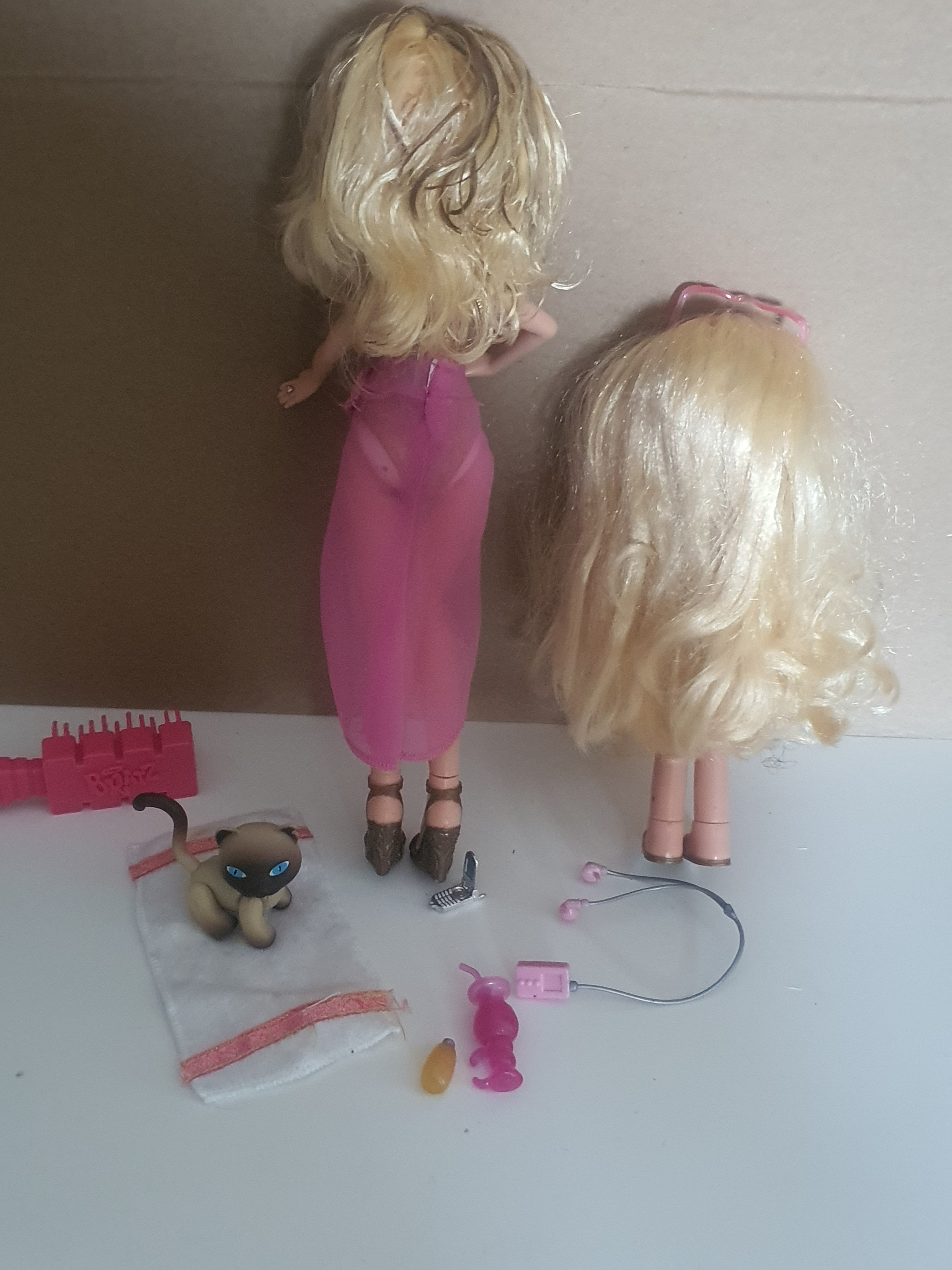 Bratz familiez  World cloe