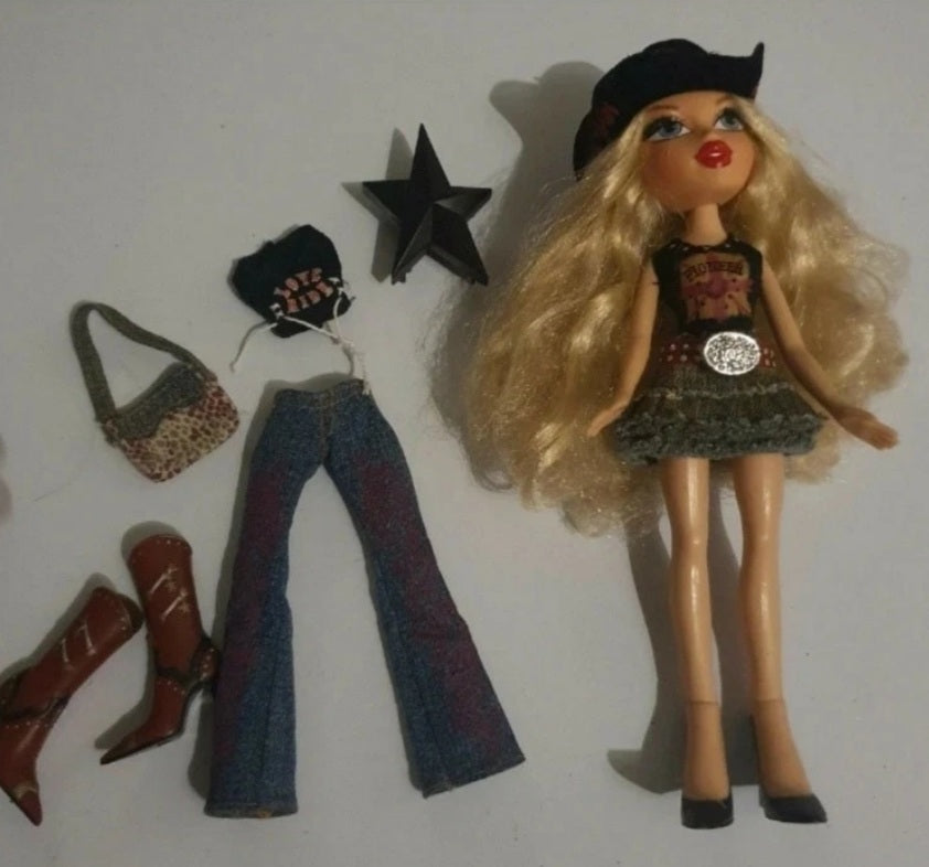 Bratz cloe  wild wild west