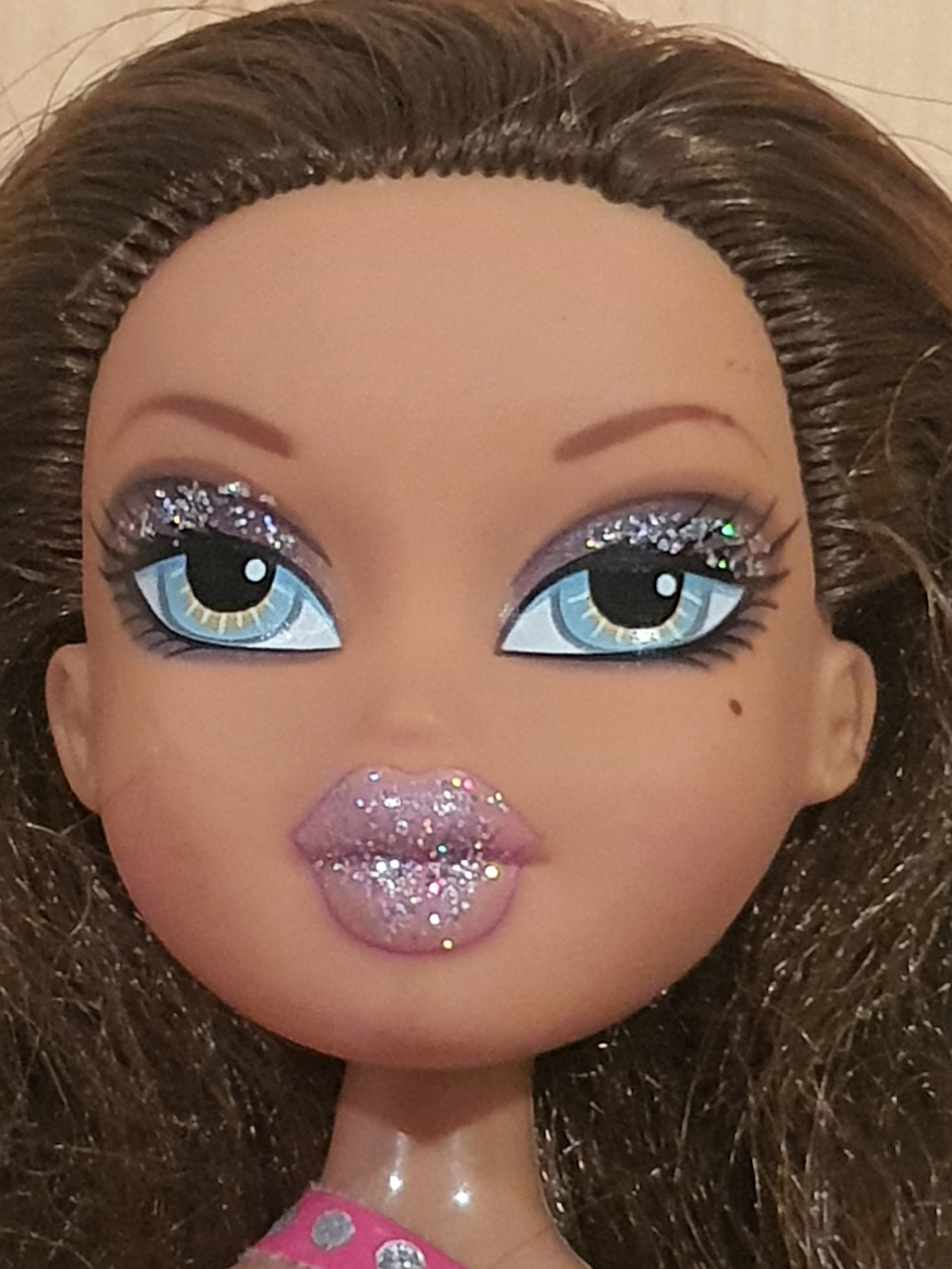Bratz yasmin nails