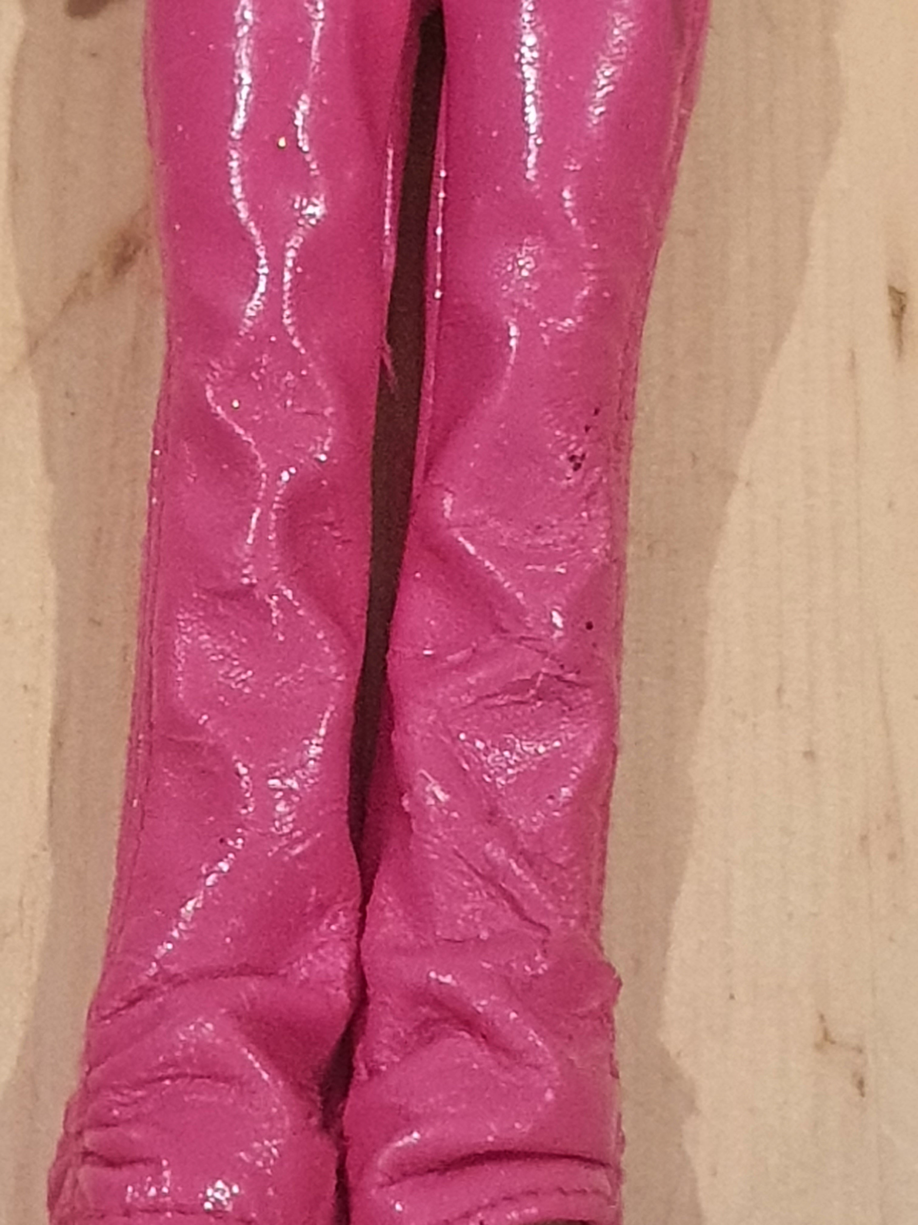 Bratz yasmin nails
