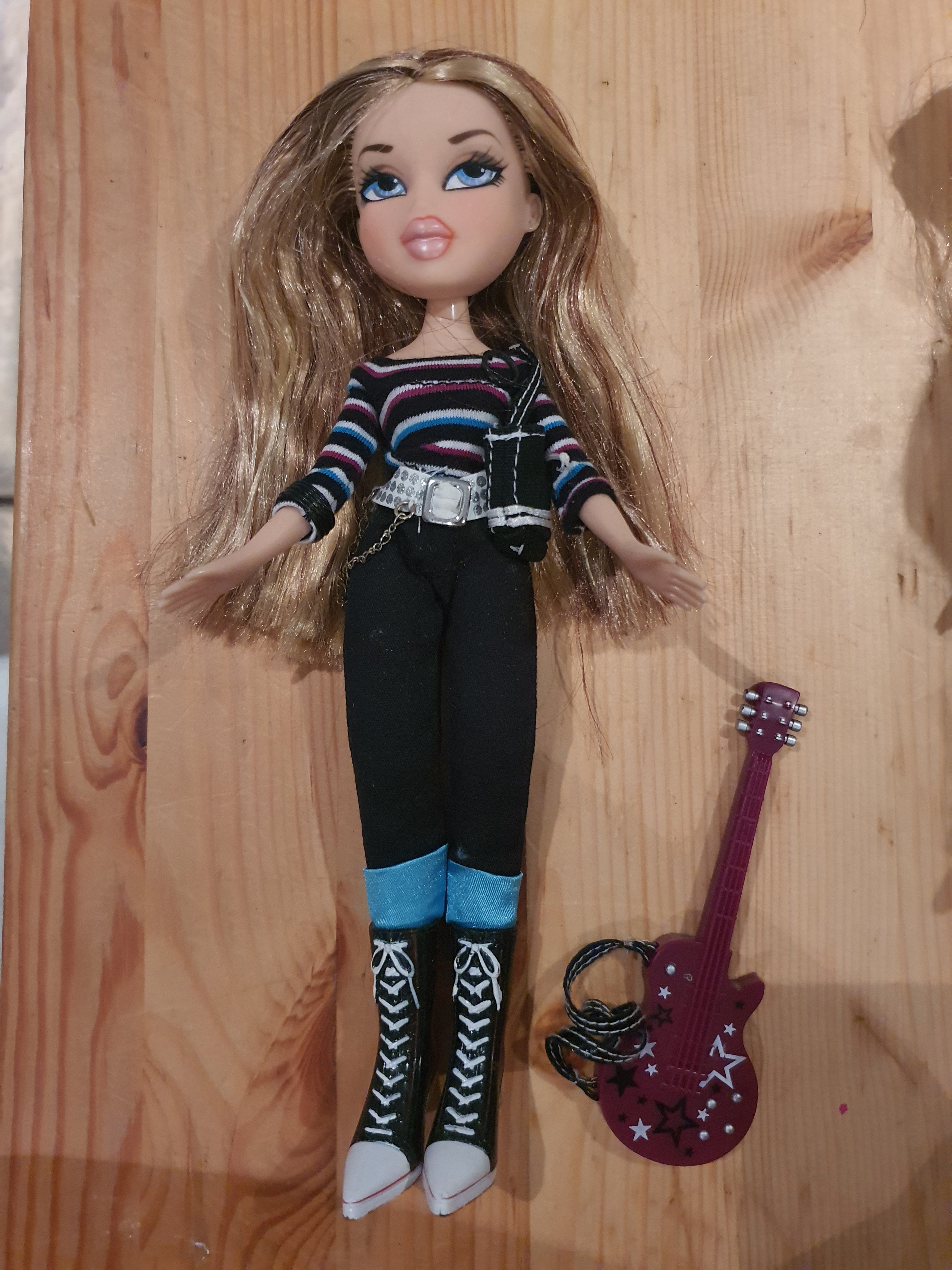 Bratz twins orianna