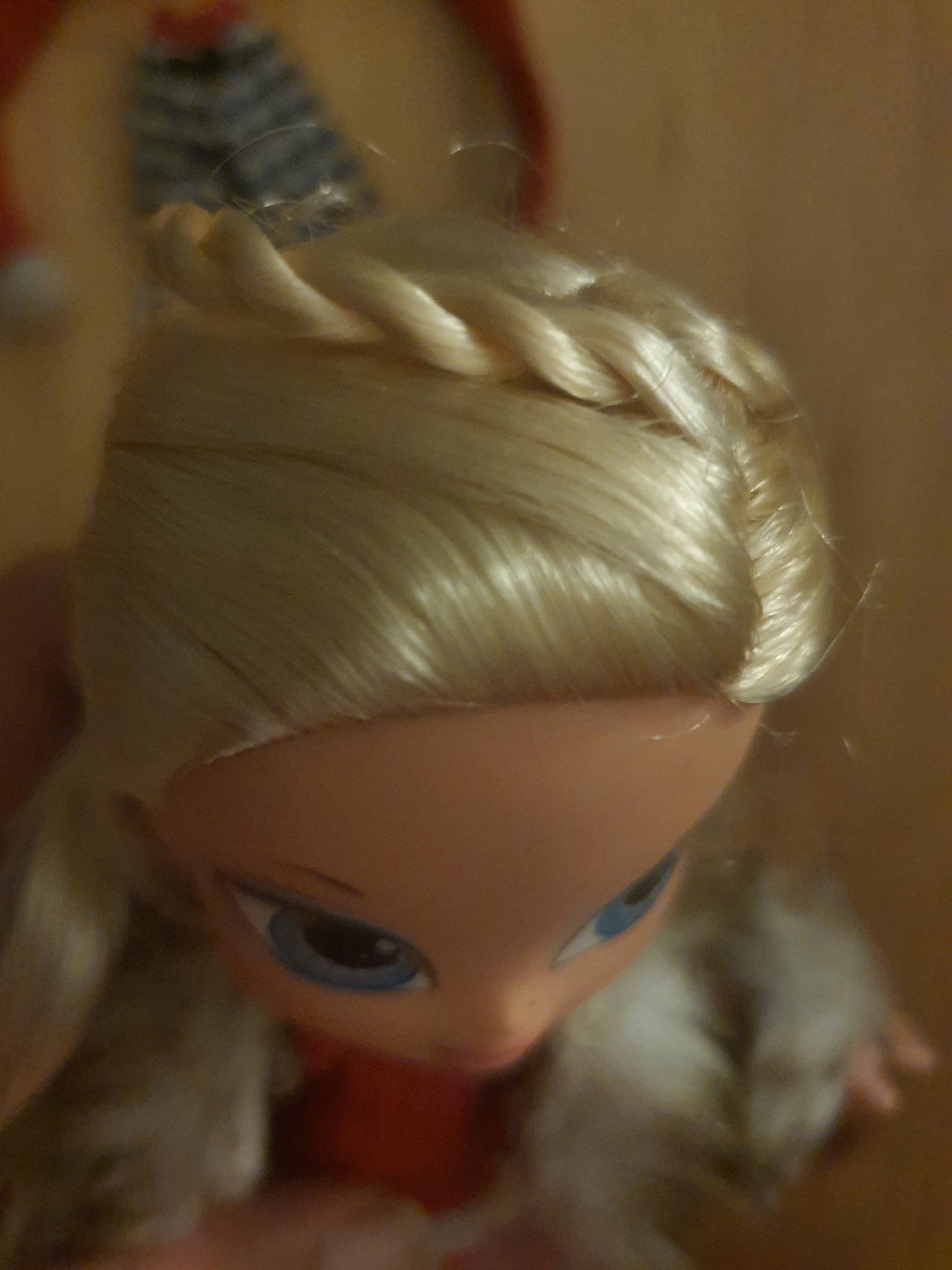 Bratz kidz cloe campfire