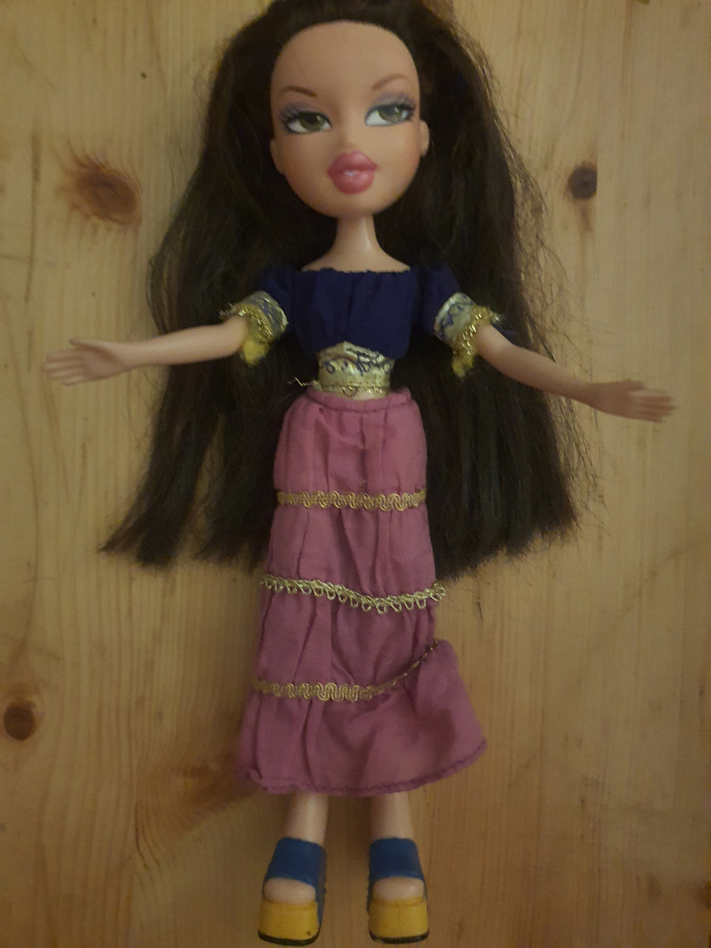 Bratz katia genie