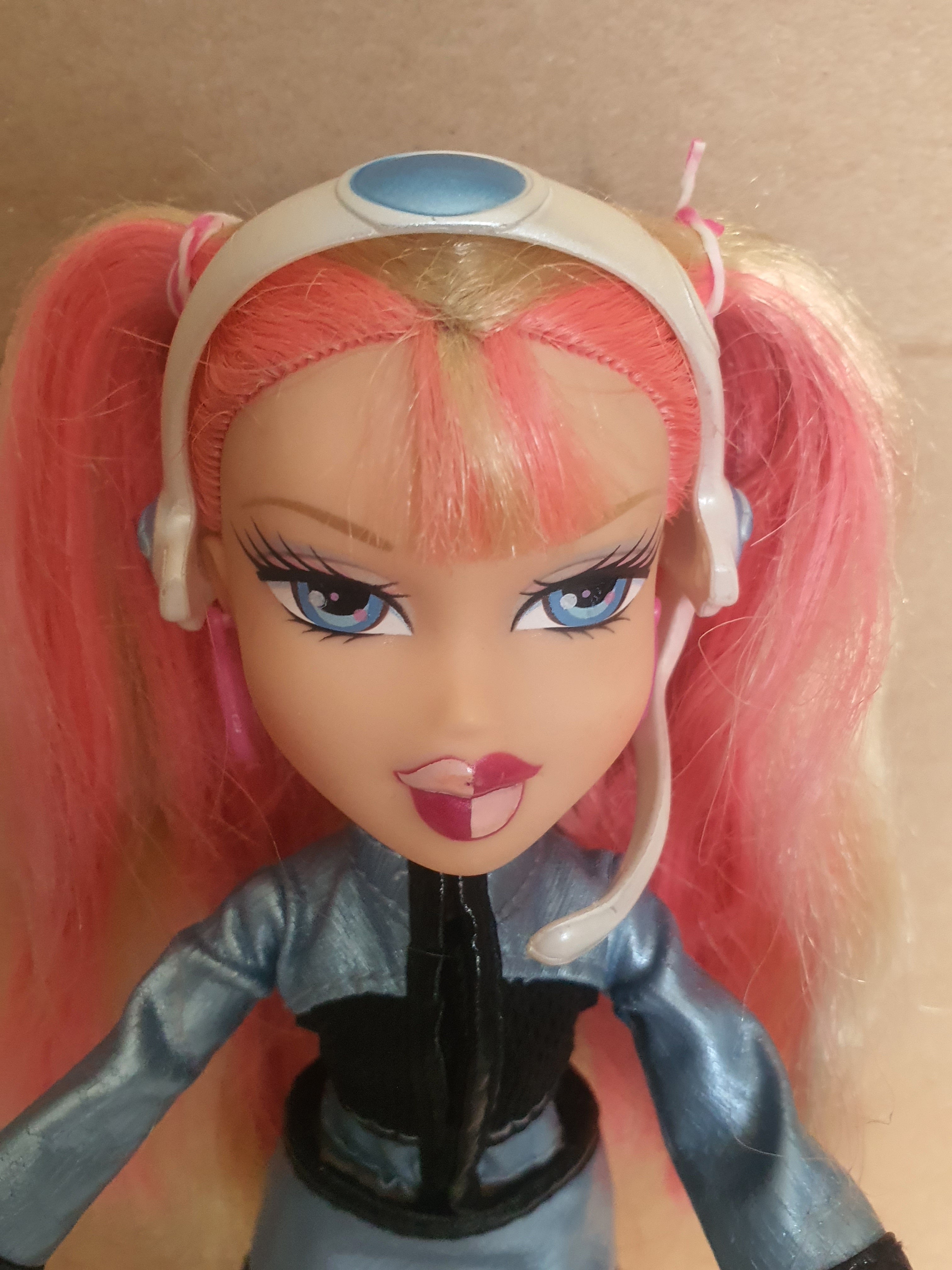 Bratz concert live cloe