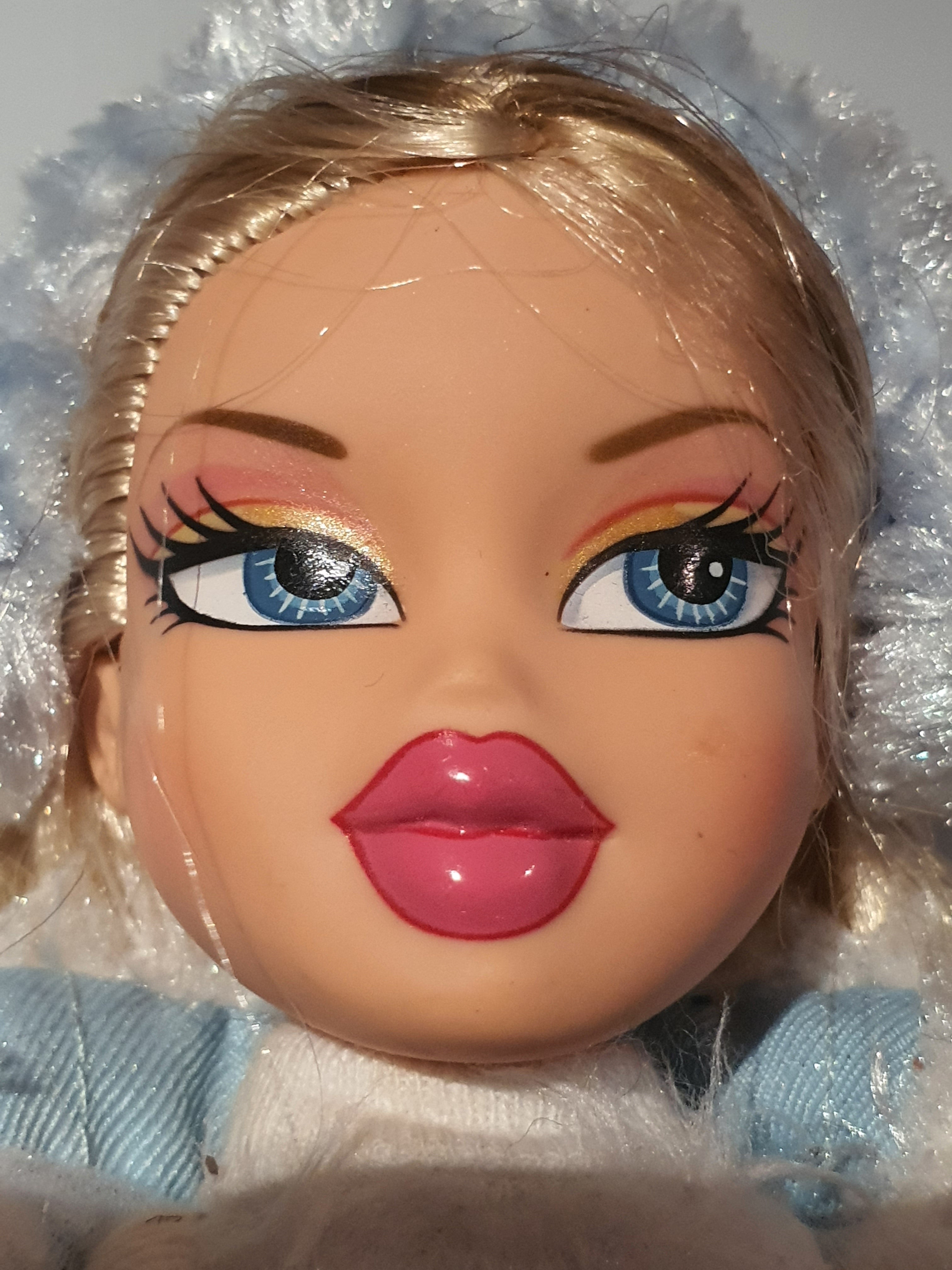Bratz cloe winter girlz