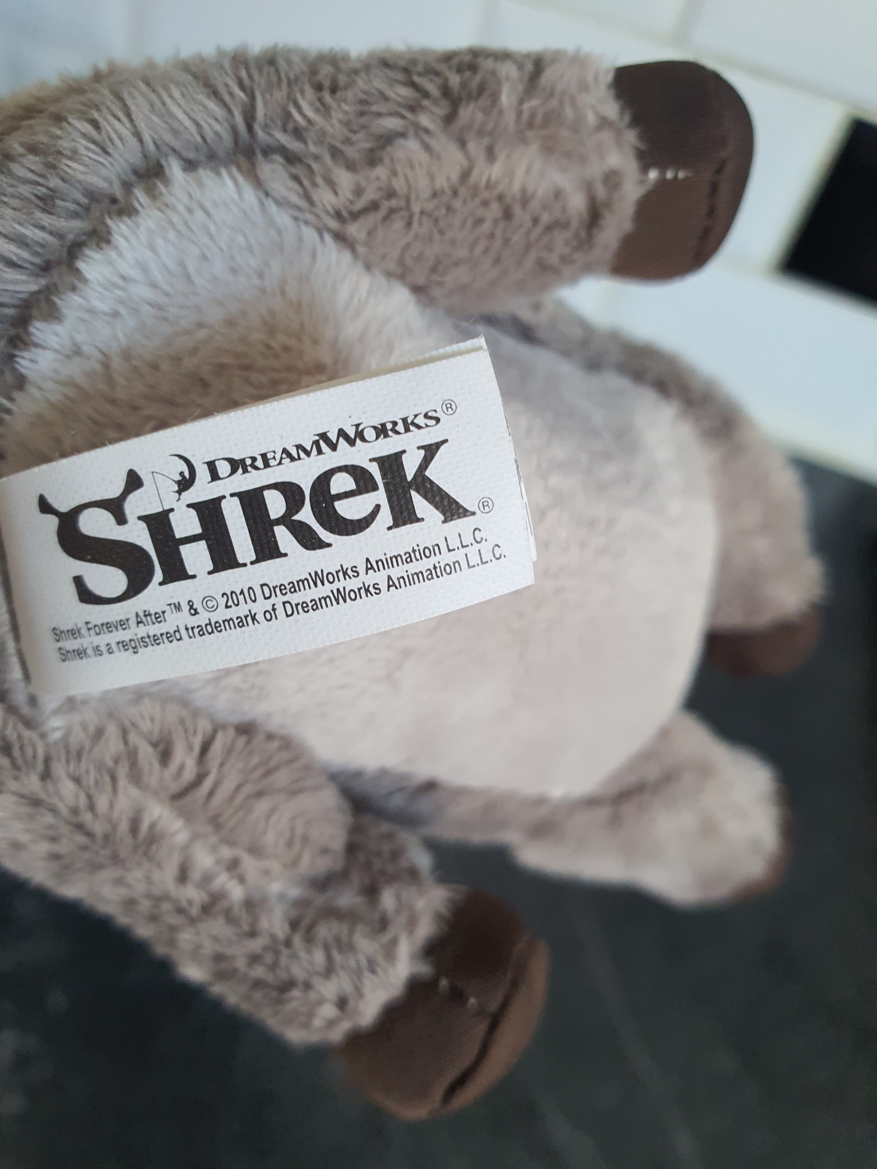 Peluche L anê dans shrek