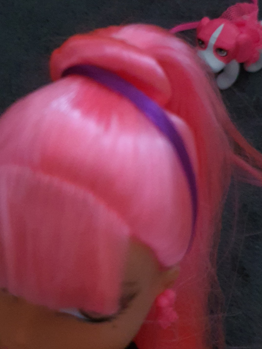Bratz neon pink runway