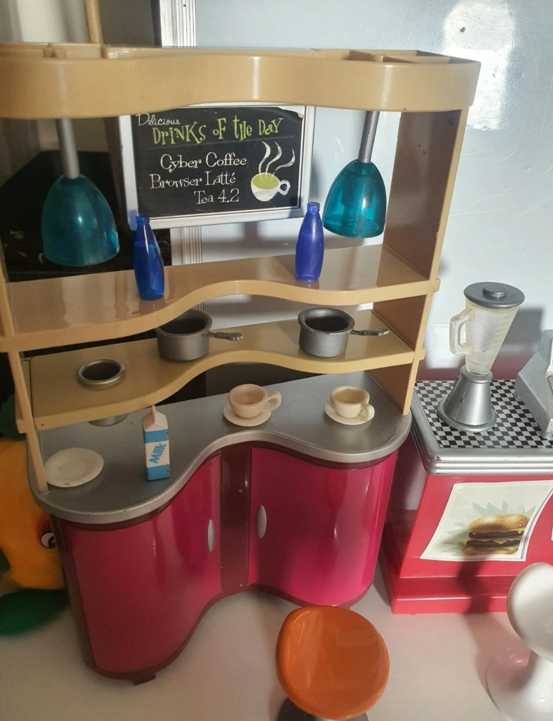 Café/magasin bratz