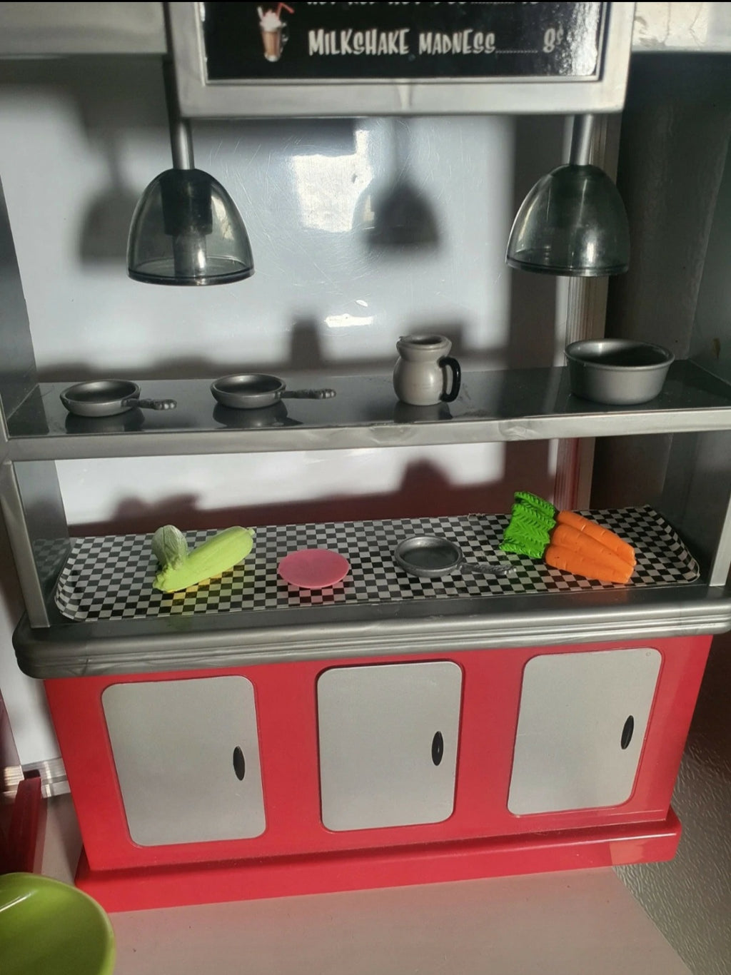 Café/magasin bratz