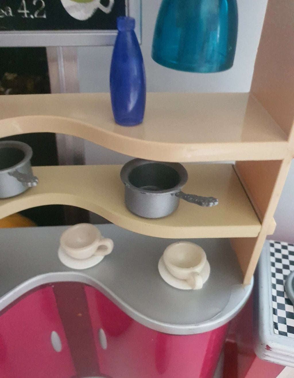 Café/magasin bratz