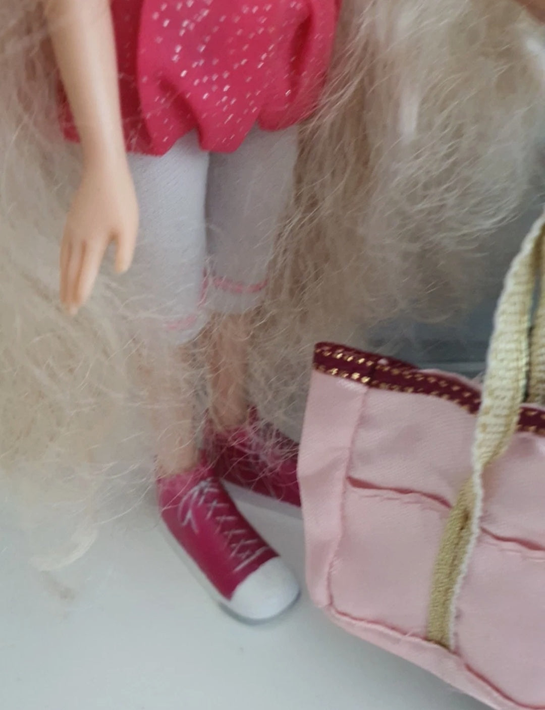 Bratz cloe babysitter