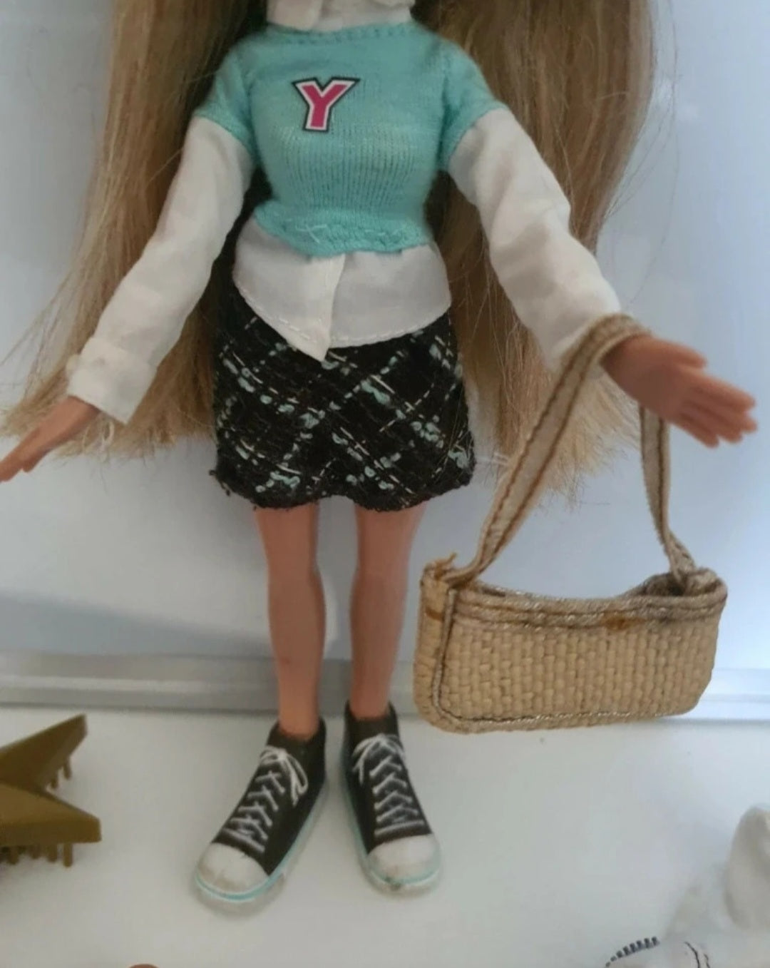 Bratz bts cloe