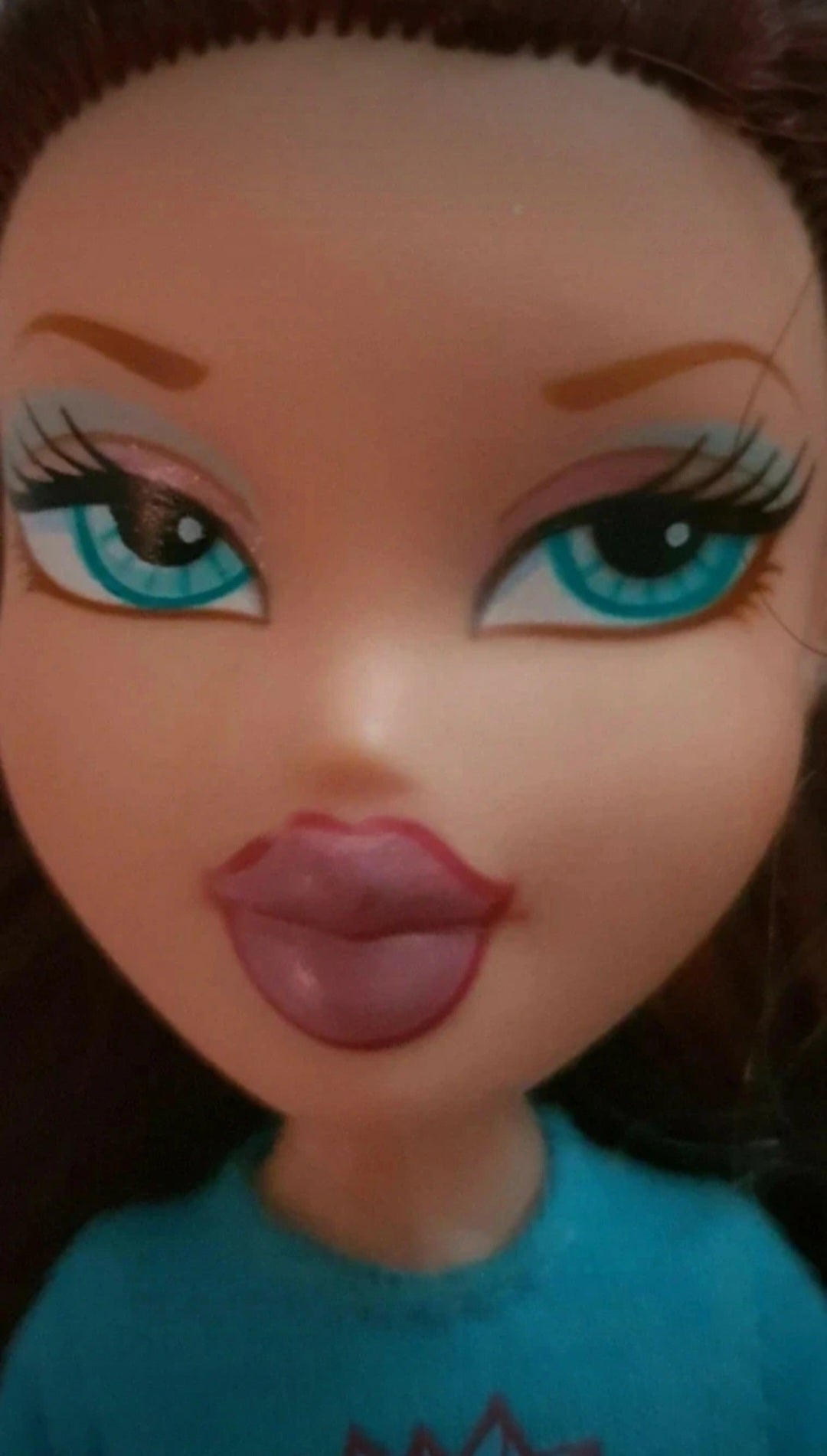 Bratz Lana babysitting