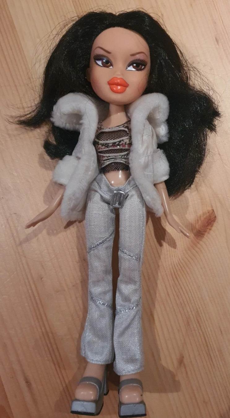 Bratz jade neon pop relookée