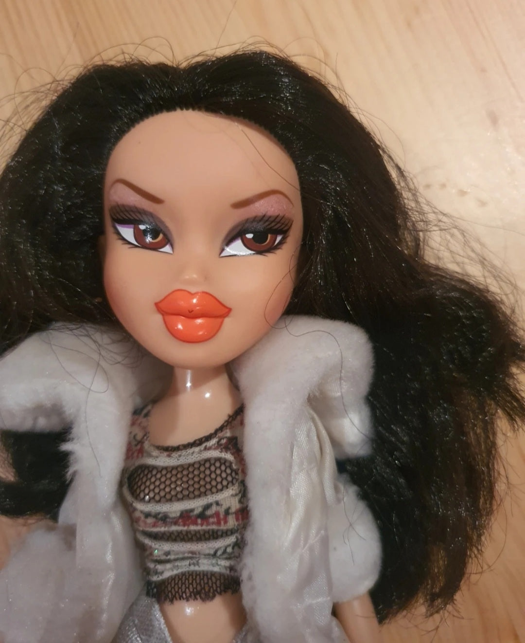Bratz jade neon pop relookée