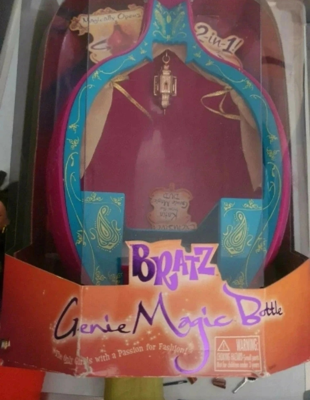 Bratz genie Katia avec la lampe