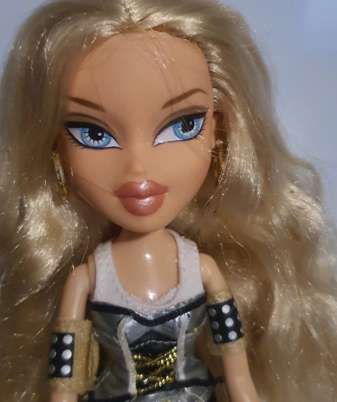 Bratz crewz cloe