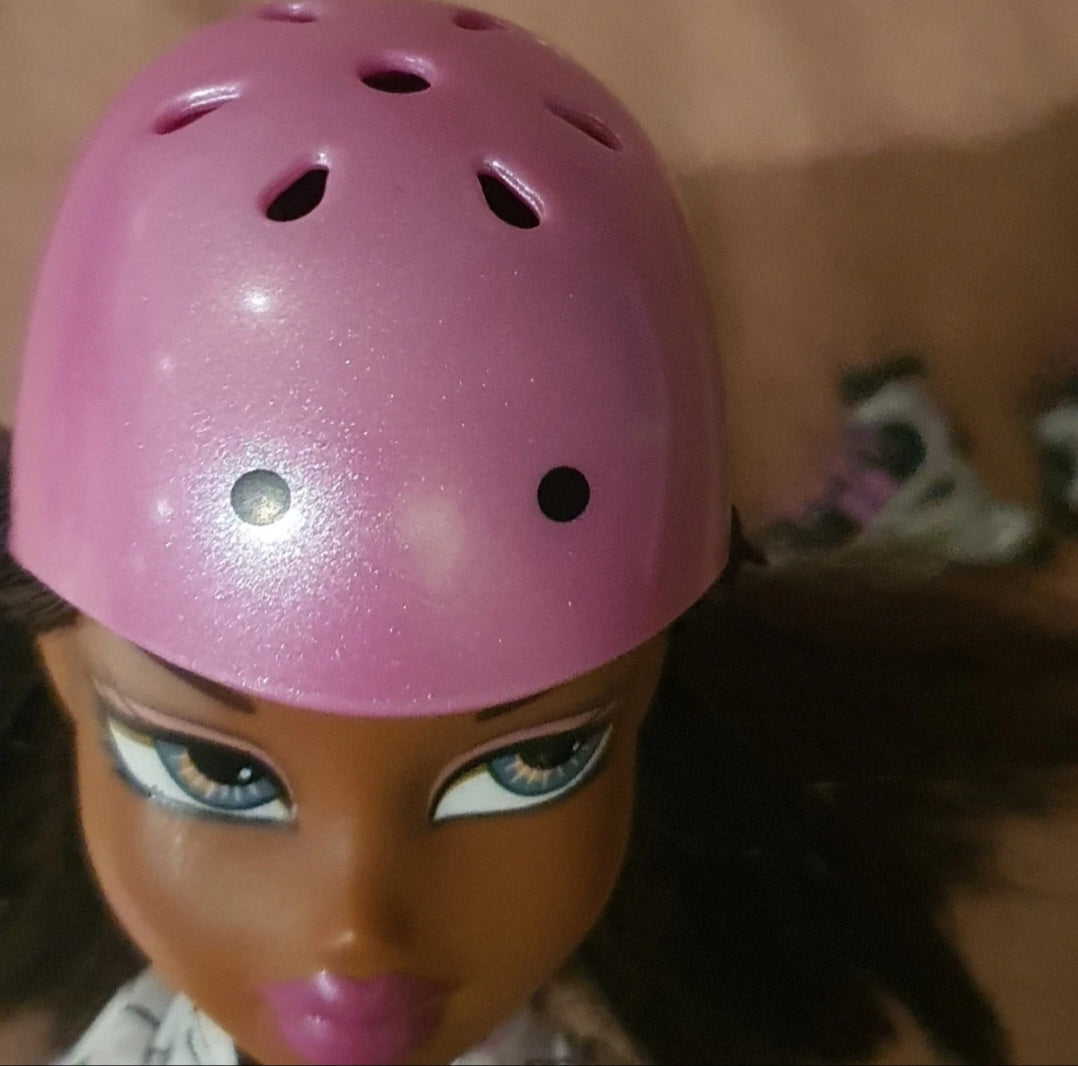 Bratz sasha skatting sport