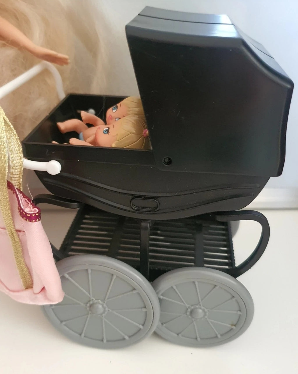 Bratz babysitting cloe