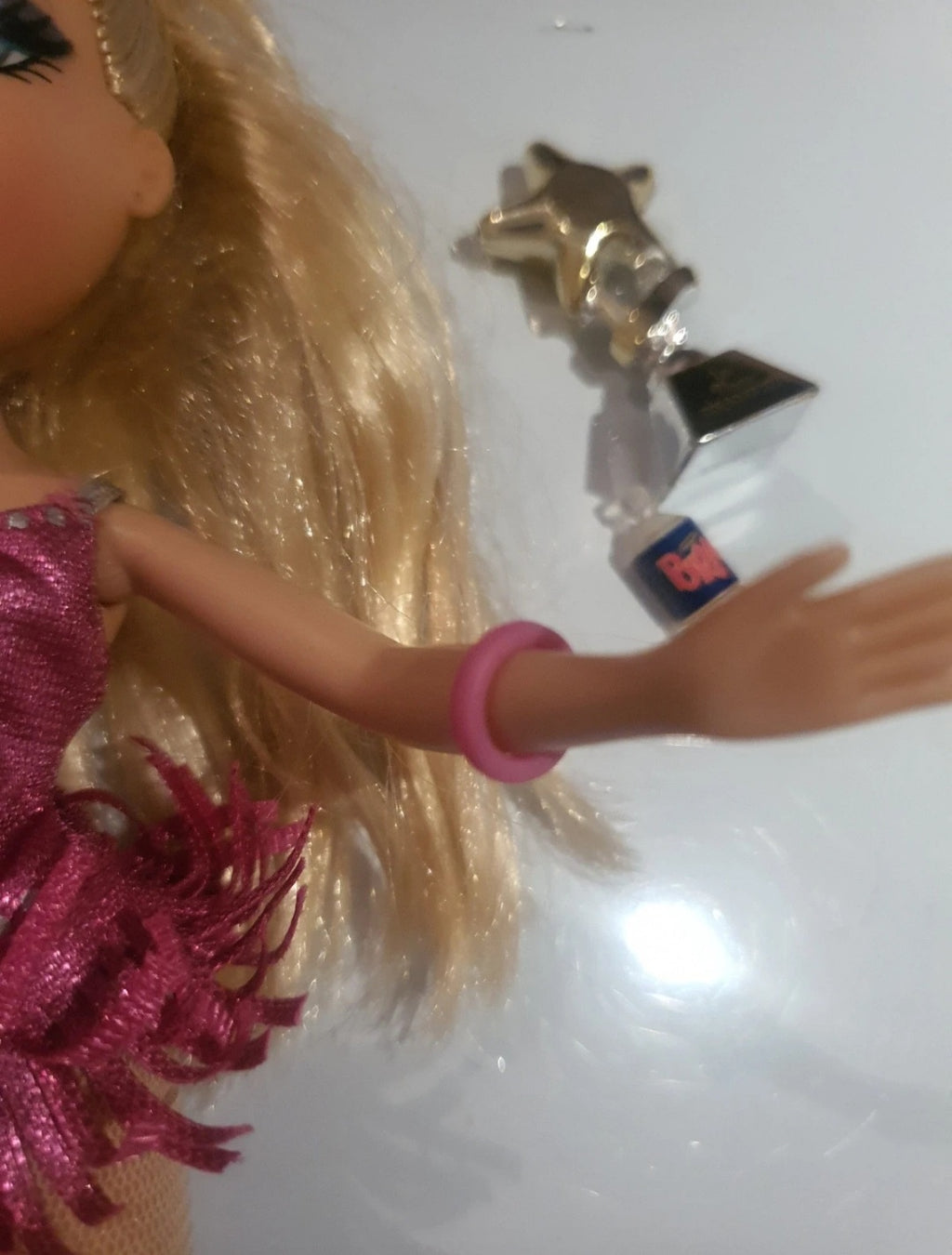 Bratz cloe sportz ice skating