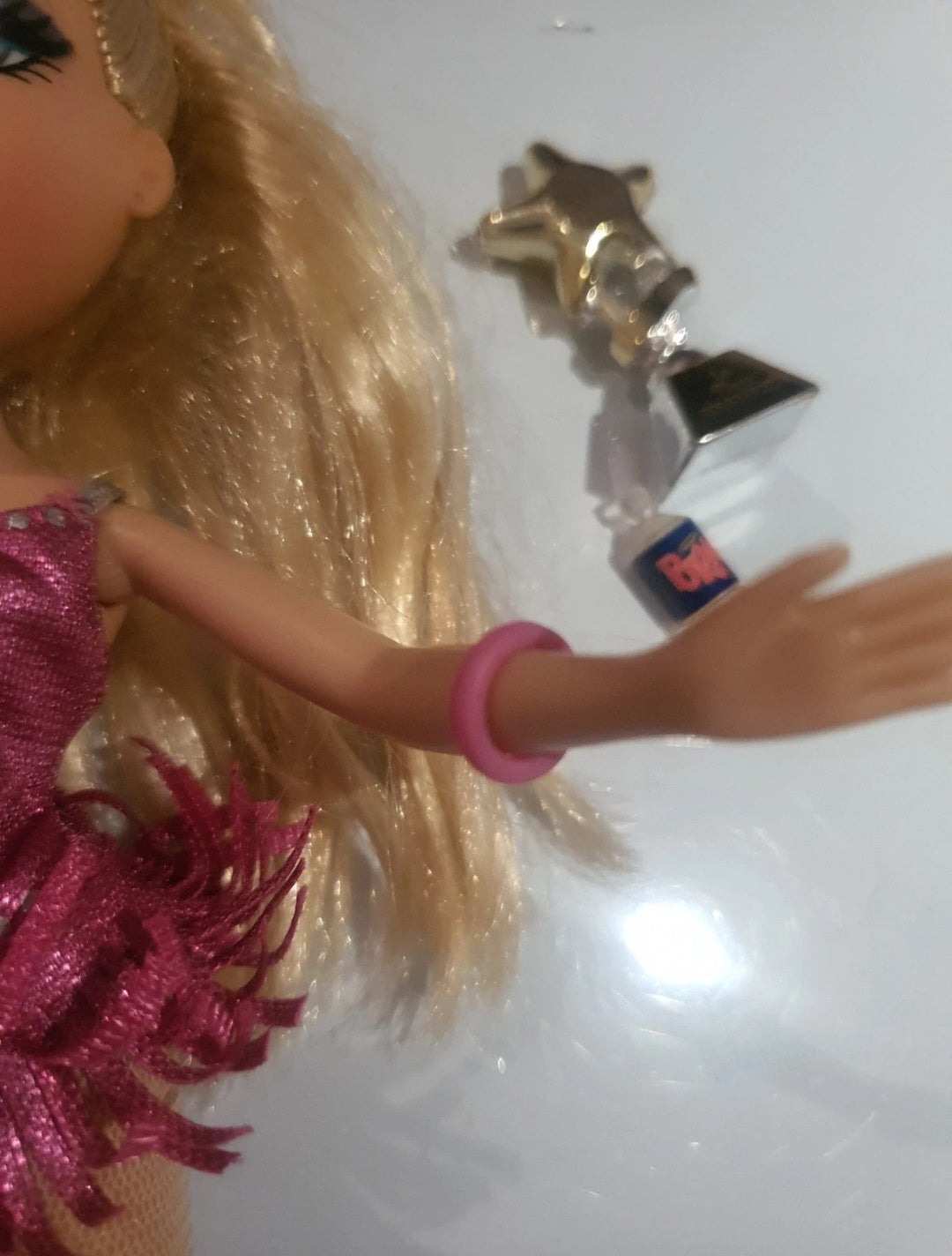 Bratz cloe sportz ice skating