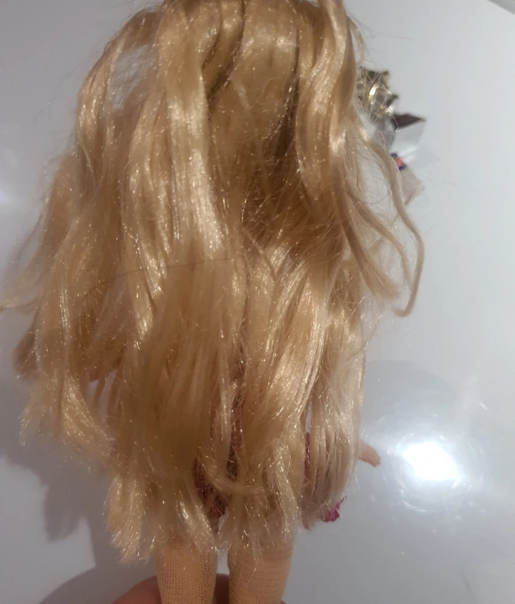 Bratz cloe sportz ice skating