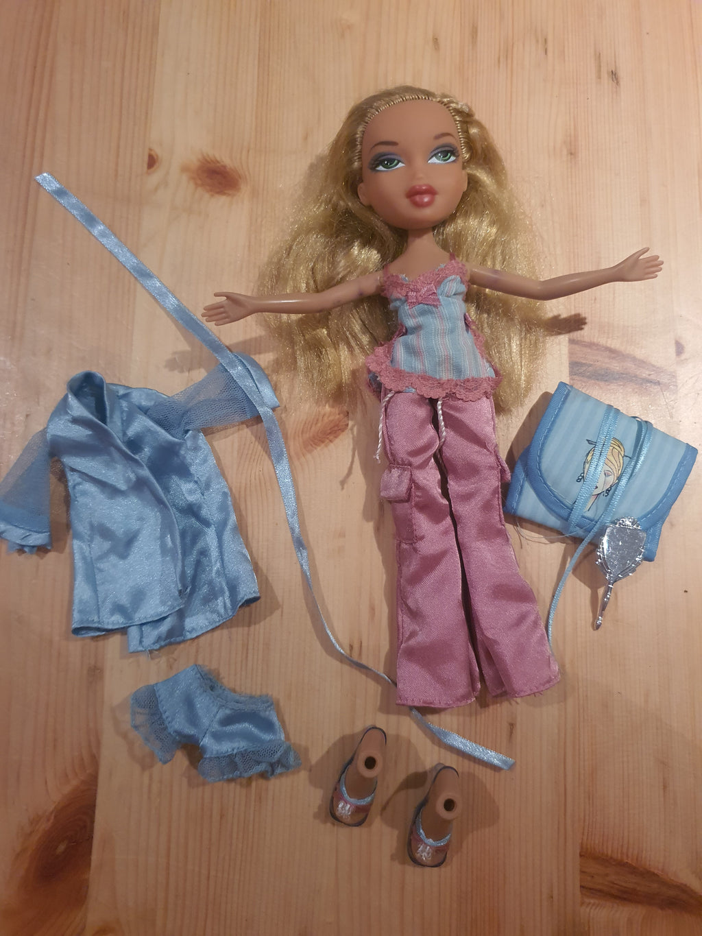 Bratz fianna nighty nite