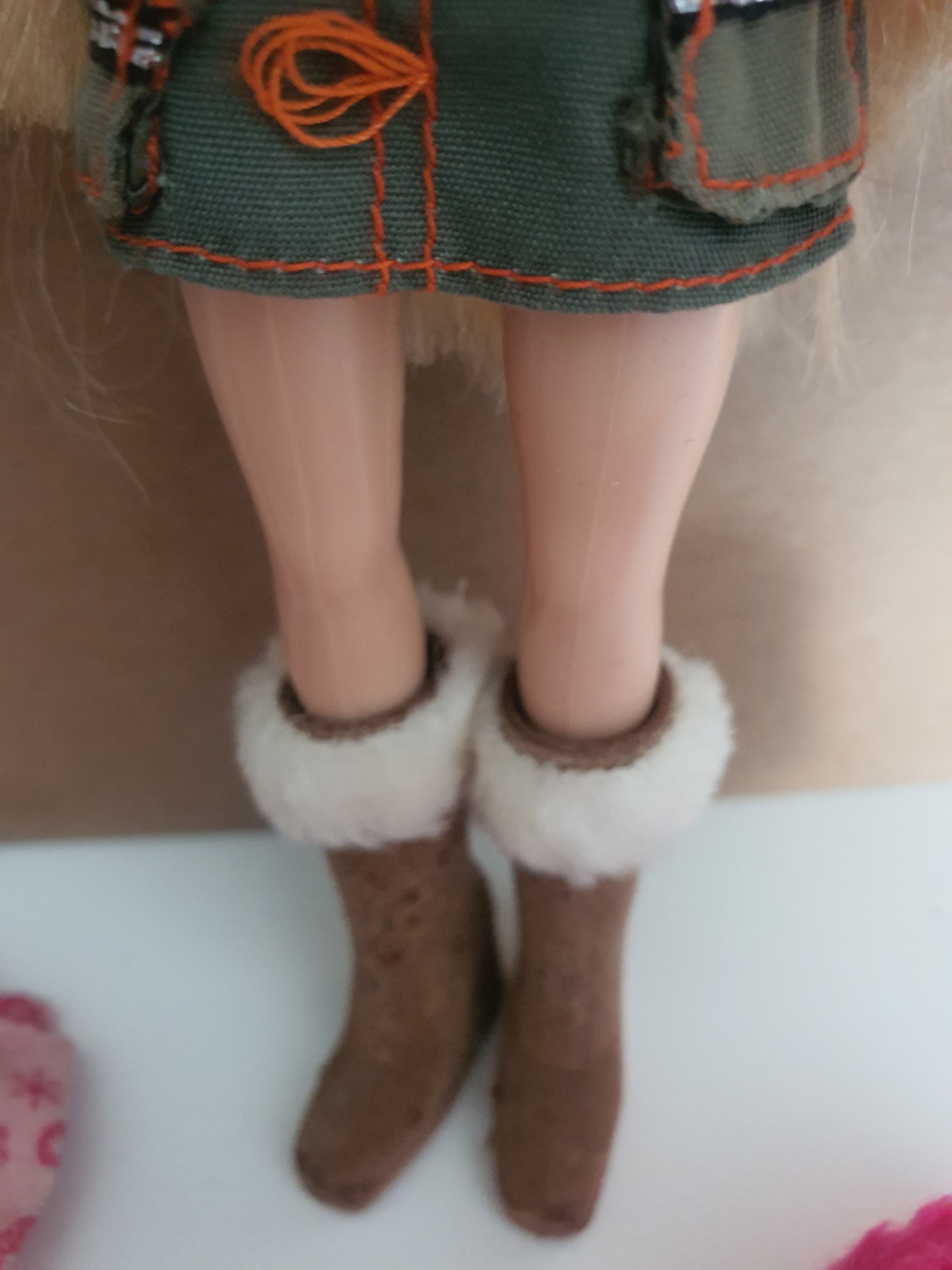 Bratz cloe campfire