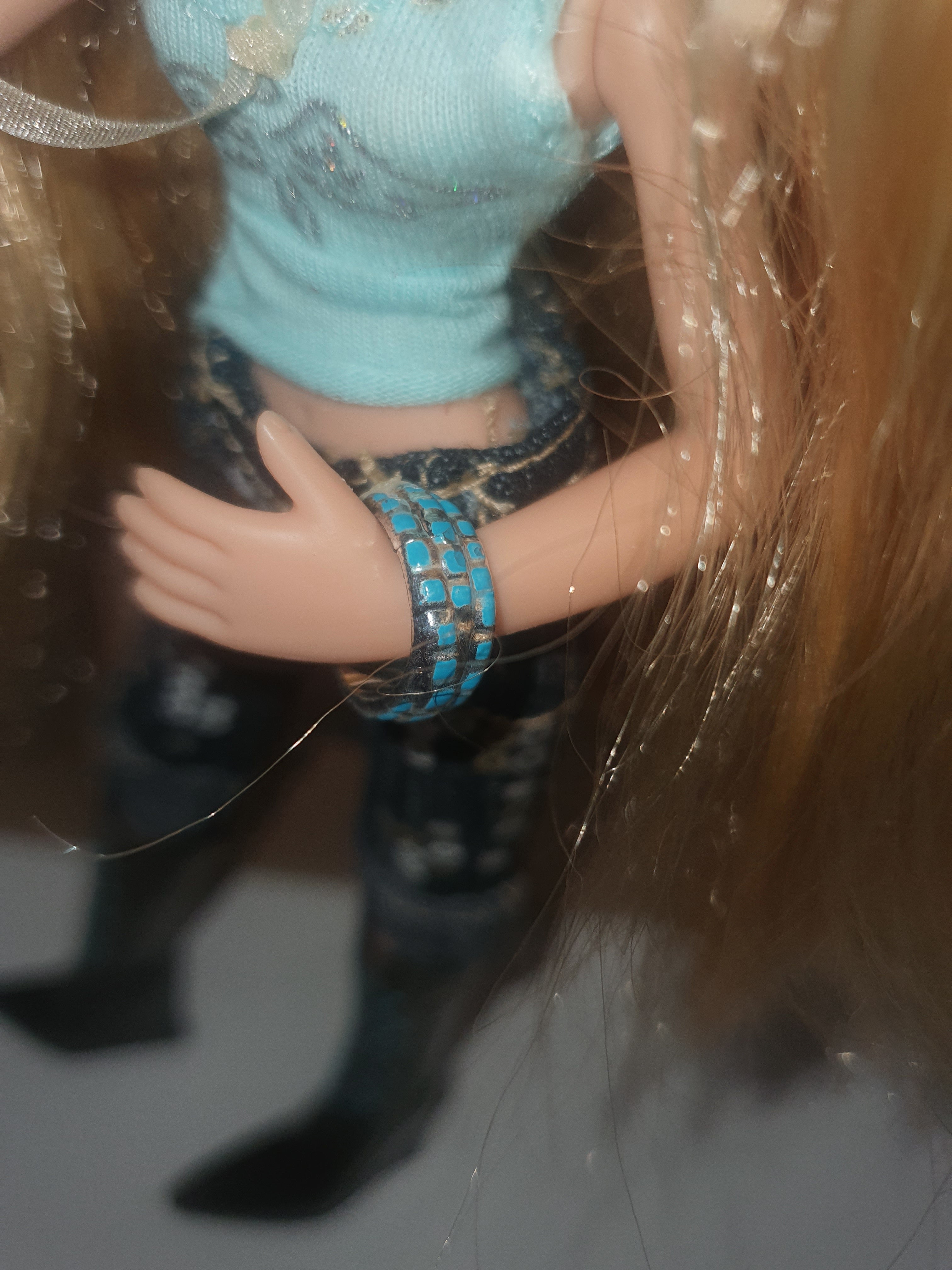 Bratz cloe talking