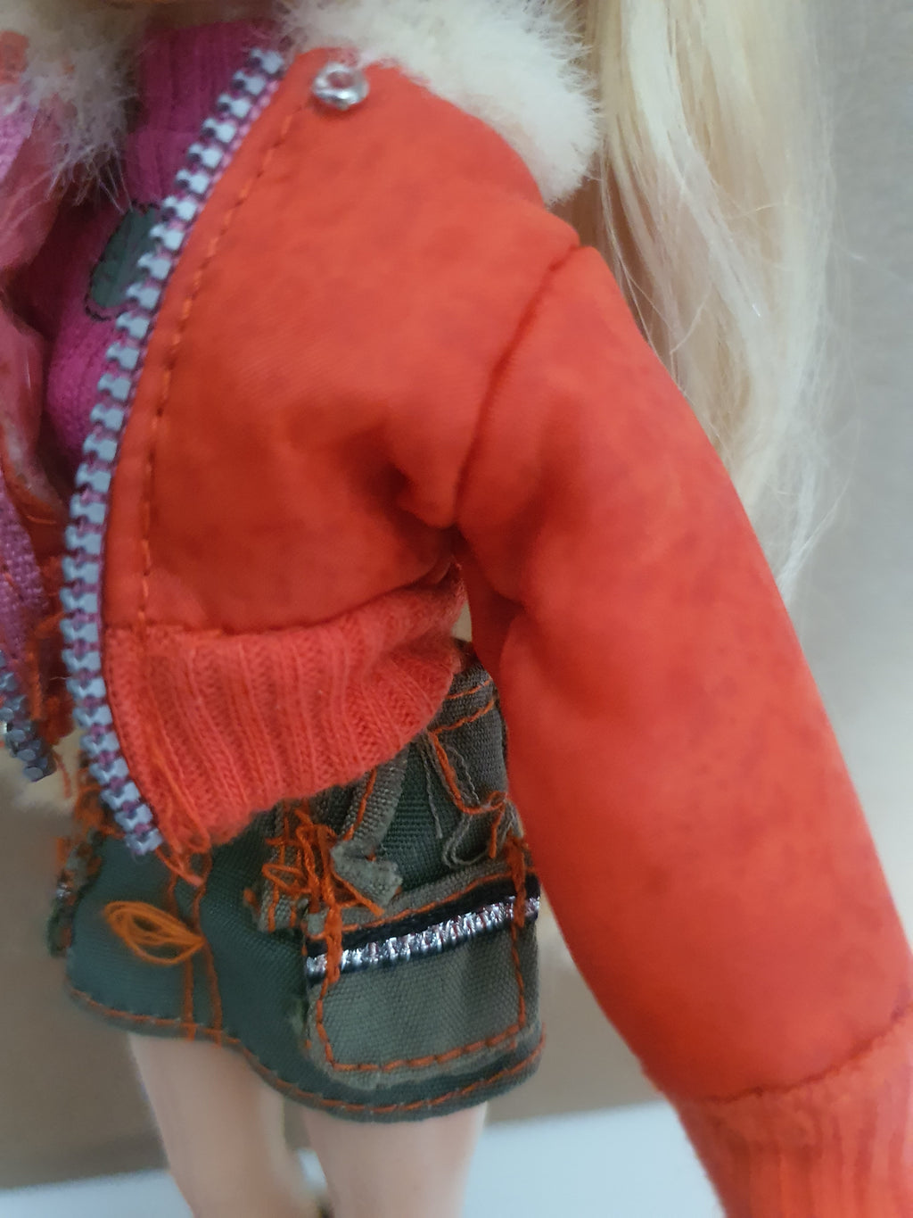 Bratz cloe campfire